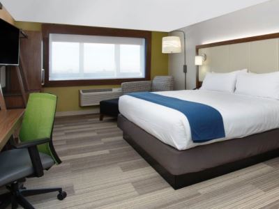 Holiday Inn Express & Suites - Redding, An Ihg Hotel Buitenkant foto